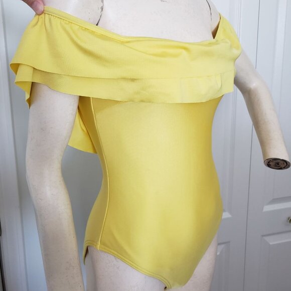 ASOS Swim Double Fri Size 6 Yellow One piece swimsuit with ruffles off shoulder - Picture 5 of 14